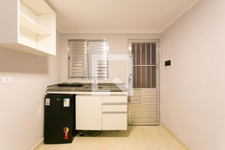 Quarto de kitnet/studio para alugar com 1 quarto, 12m² em Cangaiba, São Paulo
