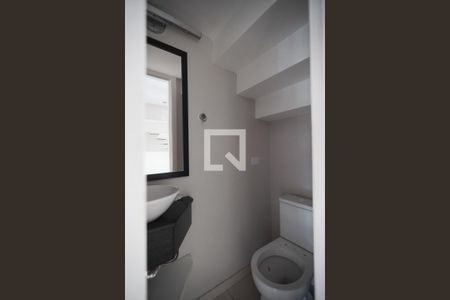 Lavabo de casa de condomínio para alugar com 2 quartos, 75m² em Jardim da Gloria, Cotia