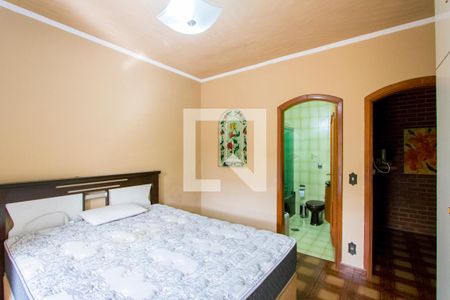 Quarto 1 - Suíte de casa à venda com 3 quartos, 257m² em Vila Scarpelli, Santo André