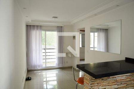 Sala de apartamento para alugar com 2 quartos, 48m² em Parque Rincão, Cotia