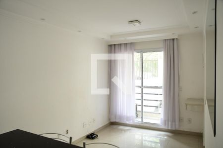 Sala de apartamento para alugar com 2 quartos, 48m² em Parque Rincão, Cotia