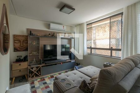 Sala de apartamento à venda com 3 quartos, 186m² em Petrópolis, Porto Alegre