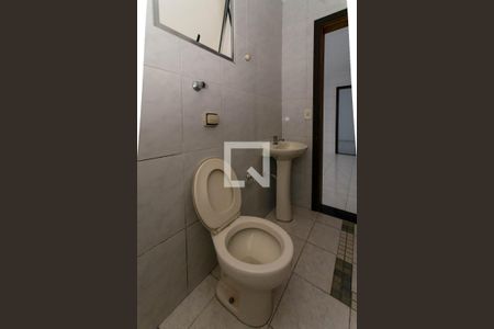 Banheiro de casa para alugar com 1 quarto, 40m² em Parque Continental Ii, Guarulhos