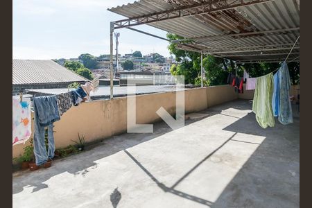 Área de serviço comum aos moradores de kitnet/studio para alugar com 1 quarto, 30m² em Ramos, Rio de Janeiro