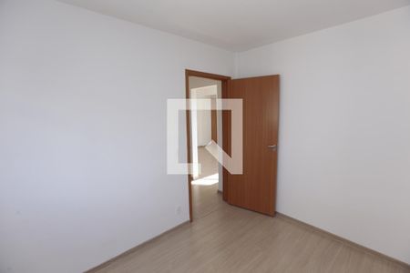 Quarto 1 de apartamento para alugar com 2 quartos, 47m² em Chácaras Califórnia, Contagem