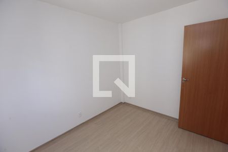 Quarto 2 de apartamento para alugar com 2 quartos, 47m² em Chácaras Califórnia, Contagem