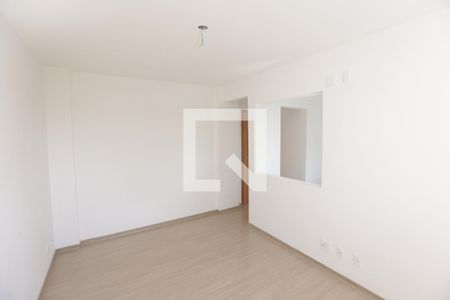 Sala de apartamento para alugar com 2 quartos, 47m² em Chácaras Califórnia, Contagem