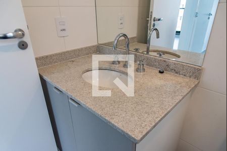 Banheiro de apartamento para alugar com 1 quarto, 30m² em Vila Mariana, São Paulo