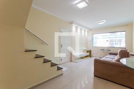 Sala de casa à venda com 4 quartos, 130m² em Vila Brasilina, São Paulo