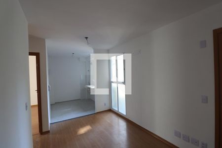 Sala de apartamento para alugar com 2 quartos, 80m² em Vila Lage, São Gonçalo