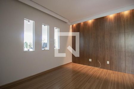 Sala de casa para alugar com 3 quartos, 250m² em Park Way, Brasília