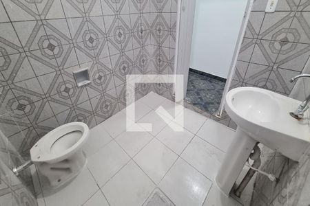 Banheiro de casa para alugar com 1 quarto, 69m² em Jardim Sapopemba, São Paulo