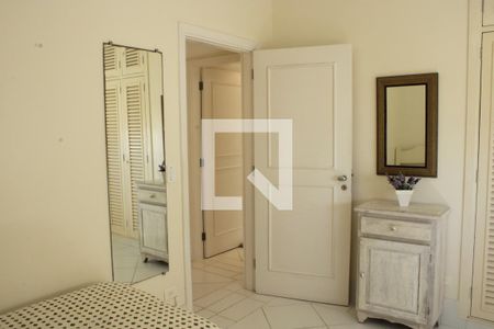 Apartamento para alugar com 202m², 3 quartos e 1 vaga Apartamento para alugar com 202m², 3 quartos e 1 vagaQuarto 2