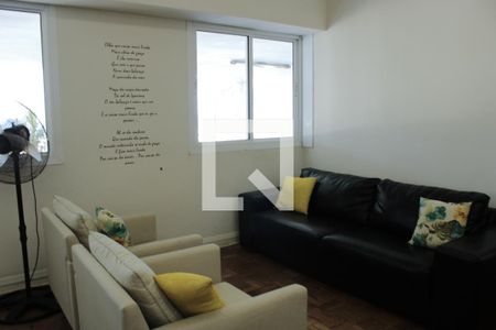 Apartamento para alugar com 202m², 3 quartos e 1 vaga