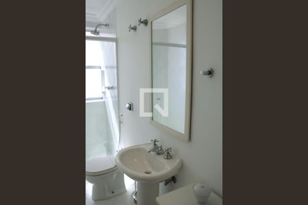 Apartamento para alugar com 202m², 3 quartos e 1 vaga Apartamento para alugar com 202m², 3 quartos e 1 vagaBanheiro 3