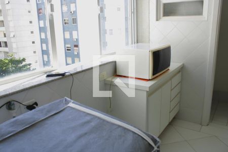 Apartamento para alugar com 202m², 3 quartos e 1 vaga Apartamento para alugar com 202m², 3 quartos e 1 vagaLavanderia