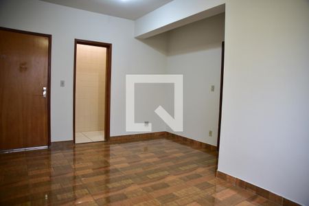 Sala de apartamento para alugar com 3 quartos, 85m² em Santa Efigênia, Belo Horizonte