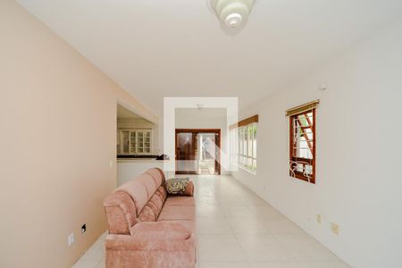 Sala de casa à venda com 3 quartos, 650m² em Jardim Itu, Porto Alegre