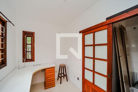 Escritório de casa à venda com 3 quartos, 650m² em Jardim Itu, Porto Alegre