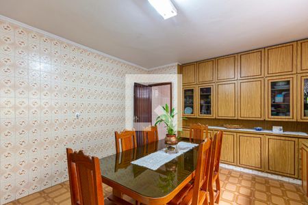 Casa à venda com 186m², 2 quartos e 2 vagas Casa à venda com 186m², 2 quartos e 2 vagasCozinha