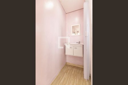 Casa à venda com 186m², 2 quartos e 2 vagas Casa à venda com 186m², 2 quartos e 2 vagasLavabo