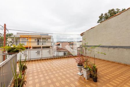 Casa à venda com 186m², 2 quartos e 2 vagas Casa à venda com 186m², 2 quartos e 2 vagasVaranda