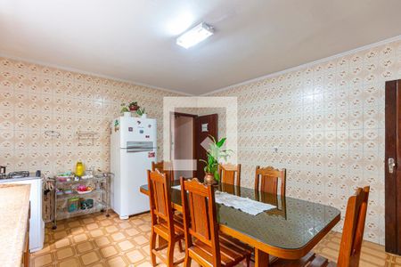 Casa à venda com 186m², 2 quartos e 2 vagas Casa à venda com 186m², 2 quartos e 2 vagasCozinha