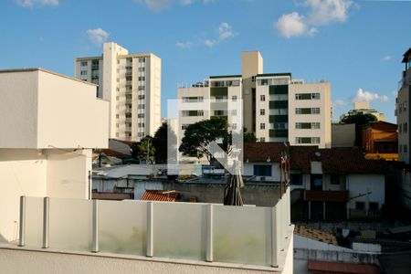 Vista da Sala de apartamento para alugar com 2 quartos, 80m² em Sagrada Família, Belo Horizonte