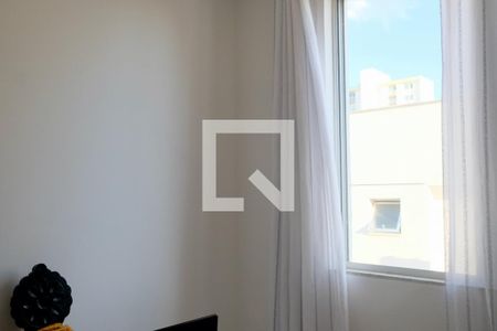 Quarto 1 de apartamento para alugar com 2 quartos, 80m² em Sagrada Família, Belo Horizonte