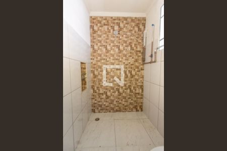 Banheiro de casa para alugar com 1 quarto, 40m² em Vila Amalia (zona Norte), São Paulo