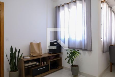 Sala de apartamento à venda com 3 quartos, 68m² em Salgado Filho, Belo Horizonte