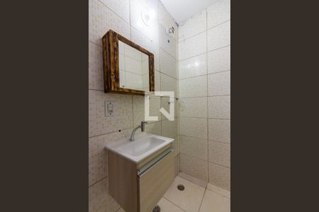 Banheiro  de casa para alugar com 1 quarto, 50m² em Veloso, Osasco