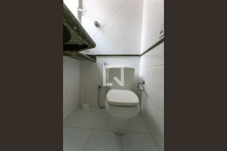 Banheiro da Suíte de apartamento para alugar com 1 quarto, 89m² em São Pedro, Belo Horizonte