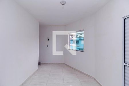 Quarto 1 de casa para alugar com 2 quartos, 60m² em Jardim Sapopemba, São Paulo