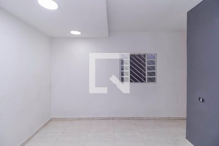 Sala de casa para alugar com 2 quartos, 60m² em Jardim Sapopemba, São Paulo