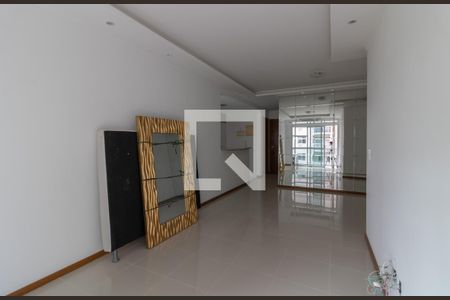 Apartamento à venda com 82m², 2 quartos e 1 vagaSala