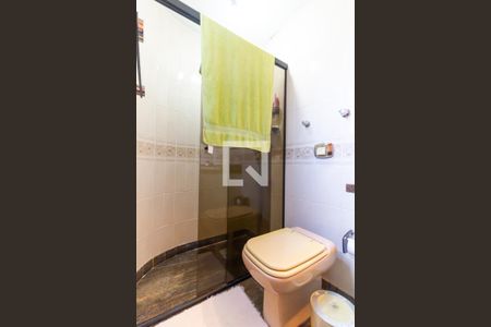 Apartamento à venda com 312m², 4 quartos e 3 vagas Apartamento à venda com 312m², 4 quartos e 3 vagasBanheiro da Suíte 3