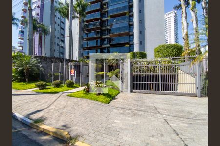 Apartamento à venda com 312m², 4 quartos e 3 vagas Apartamento à venda com 312m², 4 quartos e 3 vagasFachada