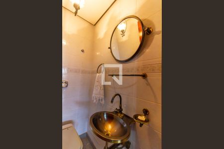 Apartamento à venda com 312m², 4 quartos e 3 vagas Apartamento à venda com 312m², 4 quartos e 3 vagasLavabo