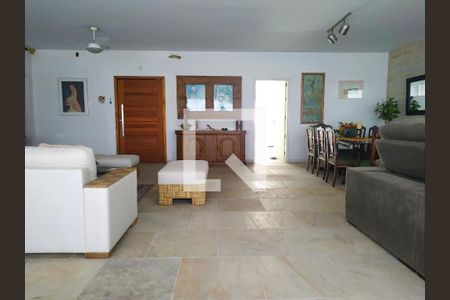 Sala de apartamento para alugar com 4 quartos, 380m² em Morro do Maluf, Guarujá