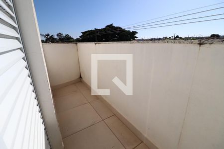 Varanda de apartamento para alugar com 2 quartos, 66m² em Chácaras Tubalina E Quartel, Uberlândia