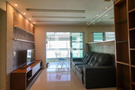 Sala de apartamento para alugar com 4 quartos, 240m² em Barra da Tijuca, Rio de Janeiro