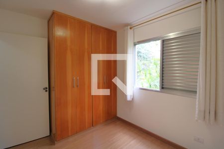 Quarto 2 de apartamento para alugar com 2 quartos, 66m² em Jardim Umuarama, São Paulo