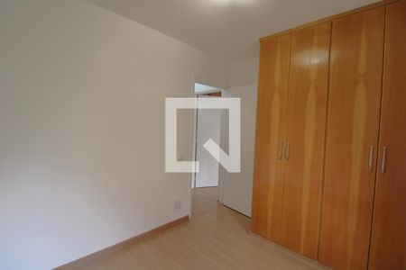 Quarto 2 de apartamento para alugar com 2 quartos, 66m² em Jardim Umuarama, São Paulo