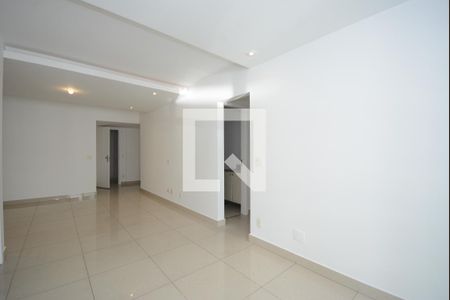 Sala de apartamento para alugar com 2 quartos, 75m² em Botafogo, Rio de Janeiro