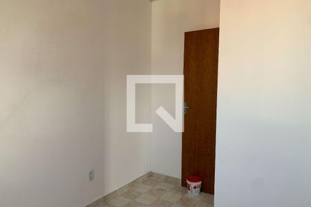 Quarto 2 de apartamento para alugar com 2 quartos, 55m² em Parque Santa Rosa, Suzano