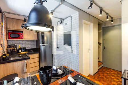 Sala/Cozinha de apartamento para alugar com 1 quarto, 50m² em Itaim Bibi, São Paulo