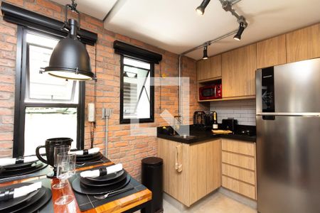 Sala/Cozinha de apartamento para alugar com 1 quarto, 50m² em Itaim Bibi, São Paulo