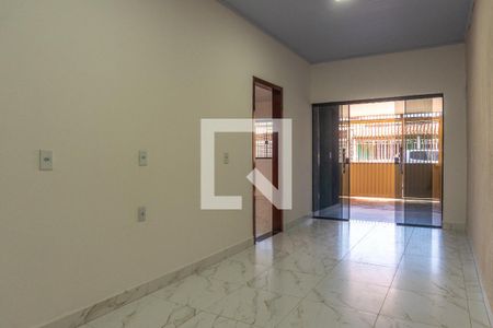 Sala de casa para alugar com 3 quartos, 126m² em Ceilândia Norte (Ceilândia), Brasília