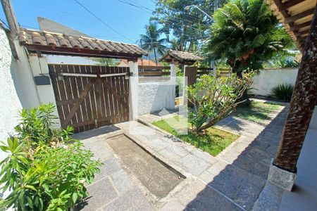 Quintal de casa à venda com 5 quartos, 300m² em Marazul, Niterói